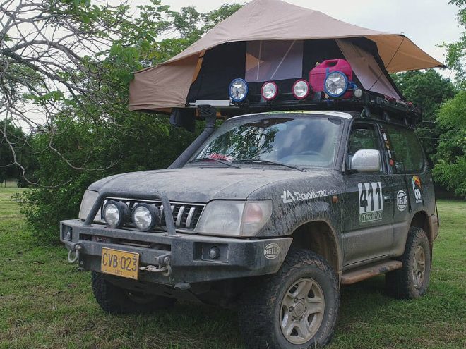 toyota-prado-4wd met daktent huren colombia