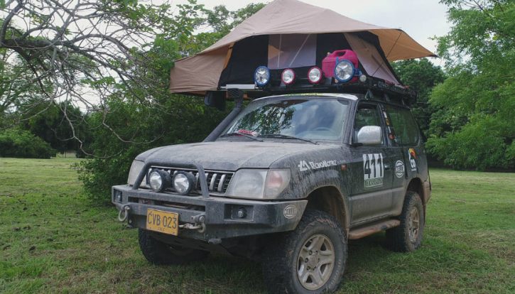 toyota-prado-4wd met daktent huren colombia