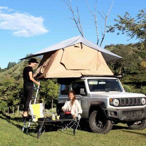 Suzuki-Jimny-auto-met-daktent-4x4-huren Costa-Rica